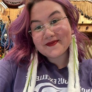 Meet Your Posher, Erika